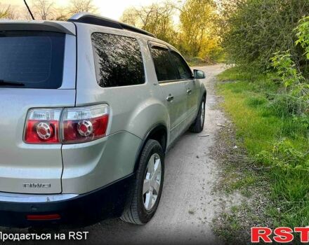 Сірий ДжіЕмСі Acadia, об'ємом двигуна 3.6 л та пробігом 220 тис. км за 13000 $, фото 2 на Automoto.ua