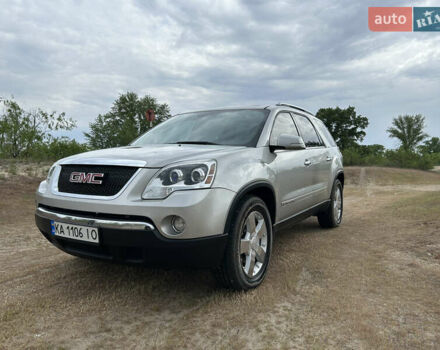 Сірий ДжіЕмСі Acadia, об'ємом двигуна 3.56 л та пробігом 231 тис. км за 10500 $, фото 4 на Automoto.ua
