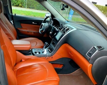 Серый ДжиЭмСи Акадия, объемом двигателя 3.6 л и пробегом 162 тыс. км за 8310 $, фото 5 на Automoto.ua