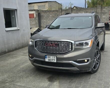 Серый ДжиЭмСи Акадия, объемом двигателя 3.6 л и пробегом 25 тыс. км за 27000 $, фото 6 на Automoto.ua