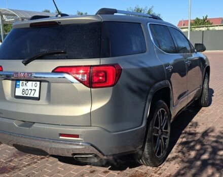 Серый ДжиЭмСи Акадия, объемом двигателя 3.6 л и пробегом 25 тыс. км за 27000 $, фото 5 на Automoto.ua