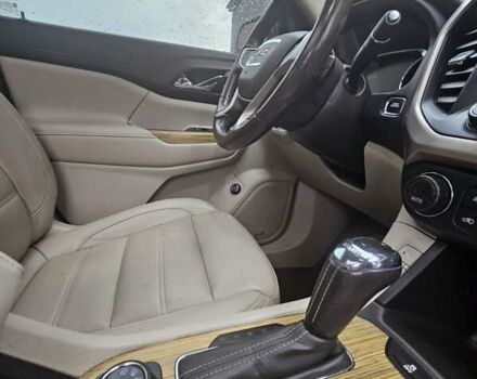 Серый ДжиЭмСи Акадия, объемом двигателя 3.65 л и пробегом 70 тыс. км за 25000 $, фото 18 на Automoto.ua