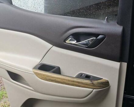 Серый ДжиЭмСи Акадия, объемом двигателя 3.65 л и пробегом 70 тыс. км за 25000 $, фото 22 на Automoto.ua