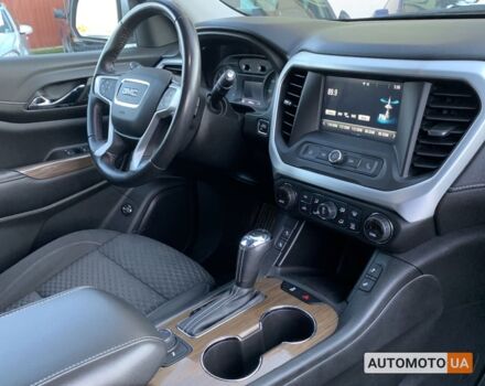 Сірий ДжіЕмСі Acadia, об'ємом двигуна 2.5 л та пробігом 35 тис. км за 21999 $, фото 12 на Automoto.ua