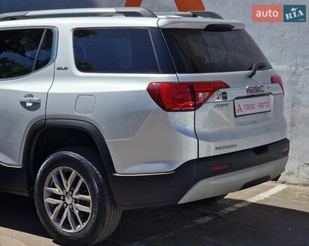 Сірий ДжіЕмСі Acadia, об'ємом двигуна 2.5 л та пробігом 63 тис. км за 24490 $, фото 20 на Automoto.ua