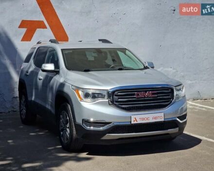 Сірий ДжіЕмСі Acadia, об'ємом двигуна 2.5 л та пробігом 63 тис. км за 24490 $, фото 5 на Automoto.ua