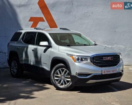 Сірий ДжіЕмСі Acadia, об'ємом двигуна 2.5 л та пробігом 63 тис. км за 24490 $, фото 11 на Automoto.ua