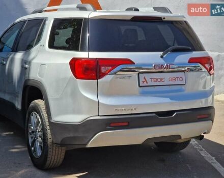 Сірий ДжіЕмСі Acadia, об'ємом двигуна 2.5 л та пробігом 63 тис. км за 24490 $, фото 23 на Automoto.ua