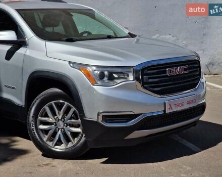 Сірий ДжіЕмСі Acadia, об'ємом двигуна 2.5 л та пробігом 63 тис. км за 24490 $, фото 14 на Automoto.ua