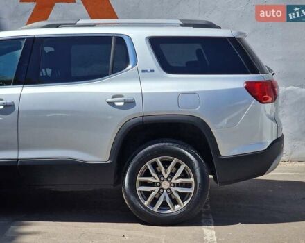 Сірий ДжіЕмСі Acadia, об'ємом двигуна 2.5 л та пробігом 63 тис. км за 24490 $, фото 19 на Automoto.ua