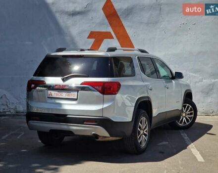 Сірий ДжіЕмСі Acadia, об'ємом двигуна 2.5 л та пробігом 63 тис. км за 24490 $, фото 24 на Automoto.ua