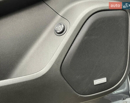 Серый ДжиЭмСи Акадия, объемом двигателя 3.56 л и пробегом 6 тыс. км за 28000 $, фото 14 на Automoto.ua