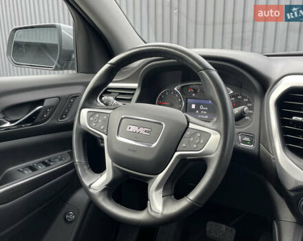 Серый ДжиЭмСи Акадия, объемом двигателя 3.56 л и пробегом 6 тыс. км за 28000 $, фото 26 на Automoto.ua