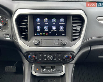 Серый ДжиЭмСи Акадия, объемом двигателя 3.56 л и пробегом 6 тыс. км за 28000 $, фото 11 на Automoto.ua