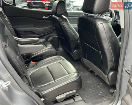 Сірий ДжіЕмСі Acadia, об'ємом двигуна 3.56 л та пробігом 6 тис. км за 28600 $, фото 23 на Automoto.ua