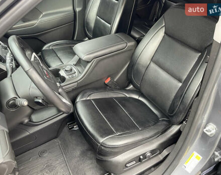 Сірий ДжіЕмСі Acadia, об'ємом двигуна 3.56 л та пробігом 6 тис. км за 28600 $, фото 15 на Automoto.ua