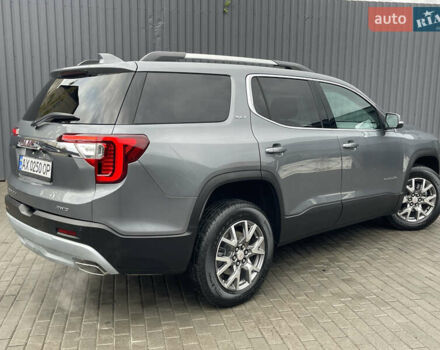 Серый ДжиЭмСи Акадия, объемом двигателя 3.56 л и пробегом 6 тыс. км за 28000 $, фото 6 на Automoto.ua