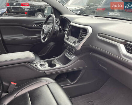 Сірий ДжіЕмСі Acadia, об'ємом двигуна 3.56 л та пробігом 6 тис. км за 28600 $, фото 17 на Automoto.ua