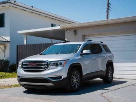 ДжіЕмСі Acadia 2017 у Львові на Automoto.ua Сірий ДжіЕмСі Acadia, об'ємом двигуна 3.6 л та пробігом 43 тис. км за 3500 $, фото 1 на Automoto.ua