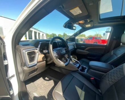 ДжиЭмСи Канйон 2024 в Львове на Automoto.ua Черный ДжиЭмСи Канйон, объемом двигателя 2.7 л и пробегом 24 тыс. км за 16000 $, фото 7 на Automoto.ua