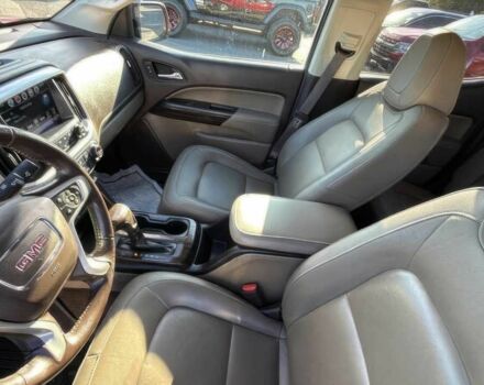 ДжиЭмСи Канйон 2018 в Ивано-Франковске на Automoto.ua Красный ДжиЭмСи Канйон, объемом двигателя 3.6 л и пробегом 50 тыс. км за 6500 $, фото 9 на Automoto.ua