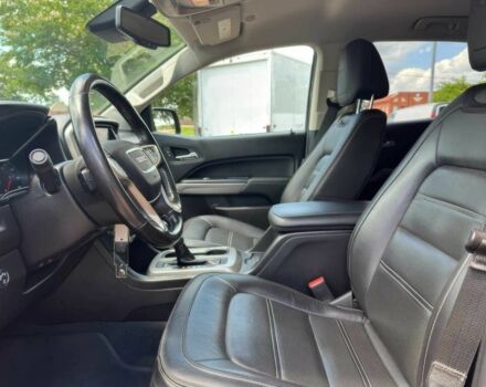 Красный ДжиЭмСи Канйон, объемом двигателя 3.6 л и пробегом 41 тыс. км за 6500 $, фото 9 на Automoto.ua