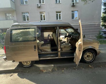 Коричневый ДжиЭмСи Сафари, объемом двигателя 4.3 л и пробегом 133 тыс. км за 8500 $, фото 7 на Automoto.ua
