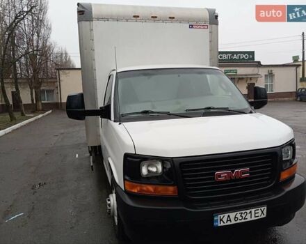 Белый ДжиЭмСи Савана, объемом двигателя 6 л и пробегом 270 тыс. км за 17200 $, фото 12 на Automoto.ua