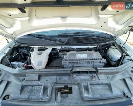 Белый ДжиЭмСи Савана, объемом двигателя 4.3 л и пробегом 234 тыс. км за 13000 $, фото 9 на Automoto.ua