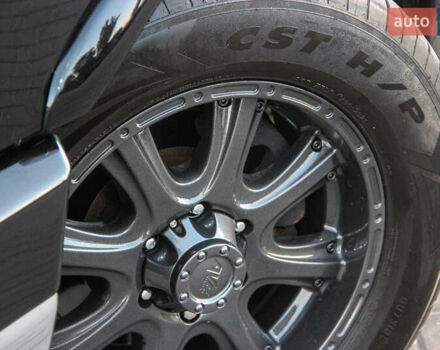 Черный ДжиЭмСи Савана, объемом двигателя 5.33 л и пробегом 143 тыс. км за 26000 $, фото 4 на Automoto.ua