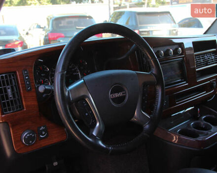 Черный ДжиЭмСи Савана, объемом двигателя 5.33 л и пробегом 143 тыс. км за 26000 $, фото 30 на Automoto.ua