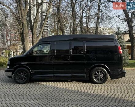 Черный ДжиЭмСи Савана, объемом двигателя 5.33 л и пробегом 149 тыс. км за 26000 $, фото 7 на Automoto.ua