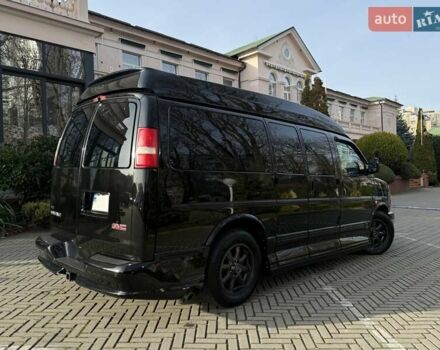 Черный ДжиЭмСи Савана, объемом двигателя 5.33 л и пробегом 149 тыс. км за 26000 $, фото 11 на Automoto.ua