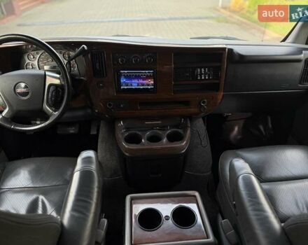 Черный ДжиЭмСи Савана, объемом двигателя 5.33 л и пробегом 149 тыс. км за 26000 $, фото 15 на Automoto.ua
