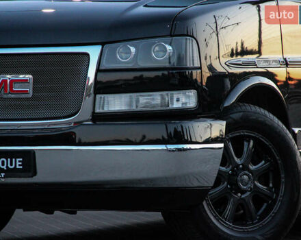 Черный ДжиЭмСи Савана, объемом двигателя 5.33 л и пробегом 143 тыс. км за 26000 $, фото 3 на Automoto.ua