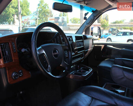 Черный ДжиЭмСи Савана, объемом двигателя 5.33 л и пробегом 143 тыс. км за 26000 $, фото 35 на Automoto.ua