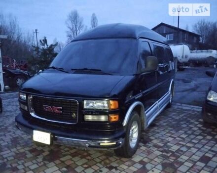 Черный ДжиЭмСи Савана, объемом двигателя 5.7 л и пробегом 367 тыс. км за 11000 $, фото 1 на Automoto.ua