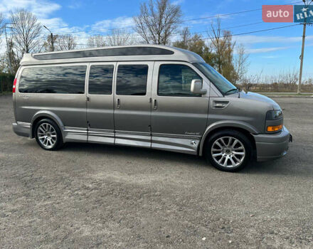 Серый ДжиЭмСи Савана, объемом двигателя 5.97 л и пробегом 6 тыс. км за 85000 $, фото 5 на Automoto.ua