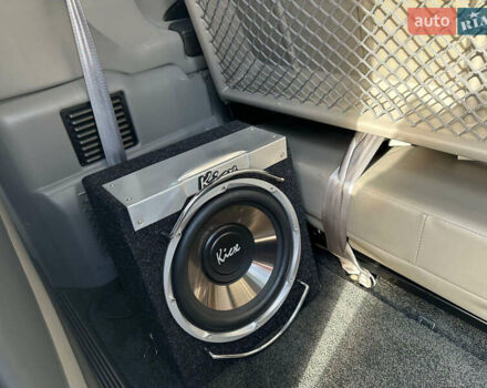 Серый ДжиЭмСи Савана, объемом двигателя 5.97 л и пробегом 6 тыс. км за 85000 $, фото 39 на Automoto.ua