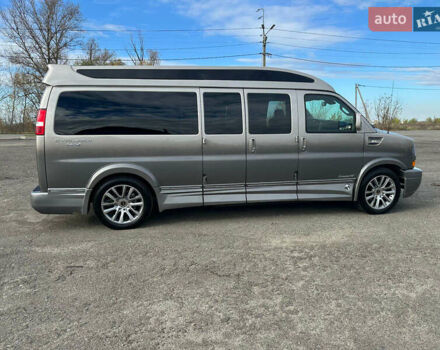 Серый ДжиЭмСи Савана, объемом двигателя 5.97 л и пробегом 6 тыс. км за 85000 $, фото 6 на Automoto.ua