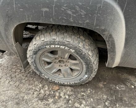 Черный ДжиЭмСи Сиерра, объемом двигателя 5.3 л и пробегом 335 тыс. км за 8184 $, фото 3 на Automoto.ua