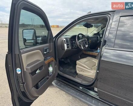 Черный ДжиЭмСи Сиерра, объемом двигателя 5.3 л и пробегом 130 тыс. км за 35600 $, фото 14 на Automoto.ua