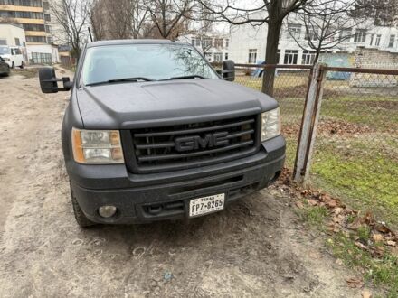 Черный ДжиЭмСи Сиерра, объемом двигателя 5.3 л и пробегом 335 тыс. км за 8178 $, фото 1 на Automoto.ua