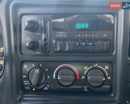 ДжиЭмСи Сиерра 2000 в Одессе на Automoto.ua Синий ДжиЭмСи Сиерра, объемом двигателя 4.29 л и пробегом 265 тыс. км за 5700 $, фото 18 на Automoto.ua