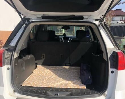 Белый ДжиЭмСи Террейн, объемом двигателя 2.38 л и пробегом 167 тыс. км за 12500 $, фото 5 на Automoto.ua