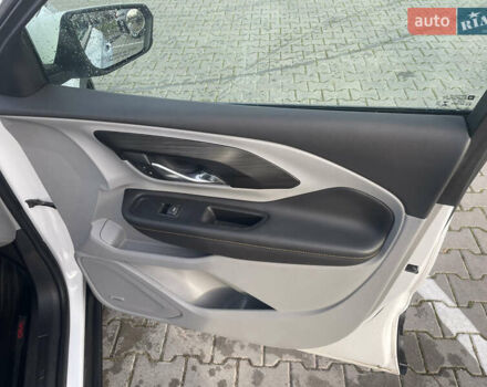 Белый ДжиЭмСи Террейн, объемом двигателя 2 л и пробегом 111 тыс. км за 19199 $, фото 14 на Automoto.ua