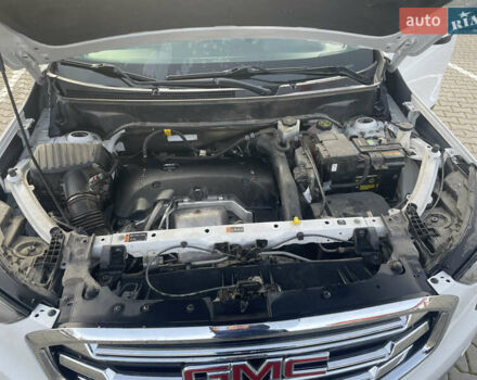 Белый ДжиЭмСи Террейн, объемом двигателя 2 л и пробегом 111 тыс. км за 19199 $, фото 29 на Automoto.ua