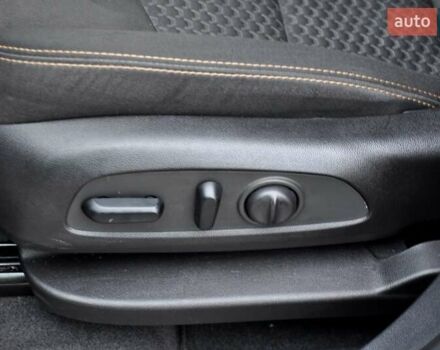 Белый ДжиЭмСи Террейн, объемом двигателя 1.5 л и пробегом 66 тыс. км за 17500 $, фото 18 на Automoto.ua