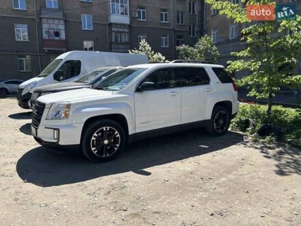 Білий ДжіЕмСі Террейн, об'ємом двигуна 2.4 л та пробігом 105 тис. км за 12500 $, фото 1 на Automoto.ua