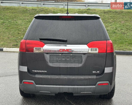 Серый ДжиЭмСи Террейн, объемом двигателя 2.38 л и пробегом 210 тыс. км за 10000 $, фото 5 на Automoto.ua